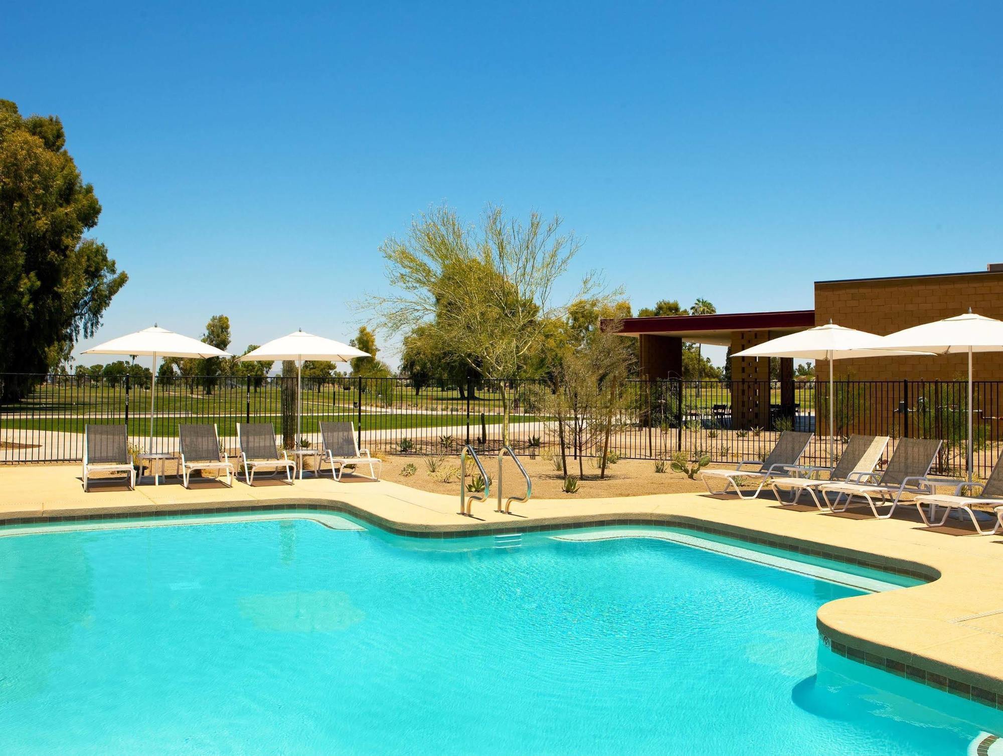 Four Points By Sheraton At Phoenix Mesa Gateway Airport Exterior foto